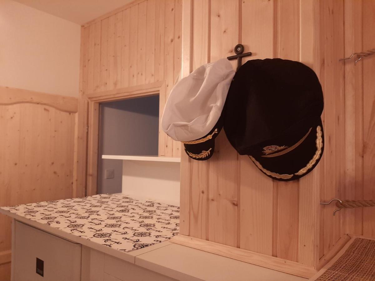 Admiral Apartman Makó Exterior foto