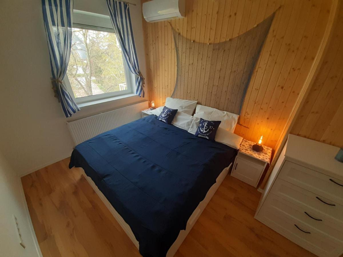 Admiral Apartman Makó Exterior foto