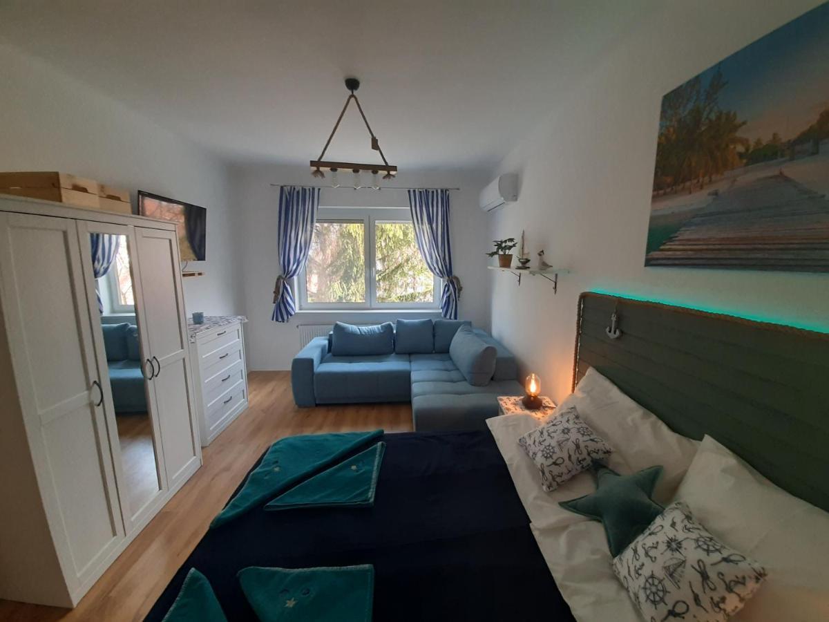 Admiral Apartman Makó Exterior foto